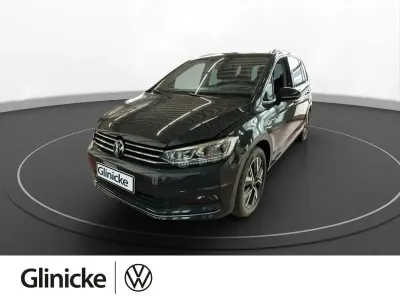 Gebraucht VW Touran Highline 150 PS (110 kW) 2021 Grau Van / Kleinbus