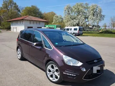 Gebraucht Ford S-MAX Titanium 239 PS (175 kW) 2010 Rot Van / Kleinbus