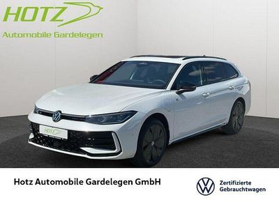 Gebraucht VW Passat R-line 272 PS (200 kW) 2024 Weiß Kombi