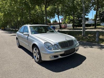 Mercedes E320