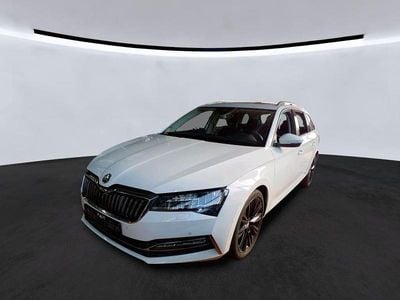 Gebraucht Skoda Superb Style 218 PS (160 kW) 2022 Weiß Kombi