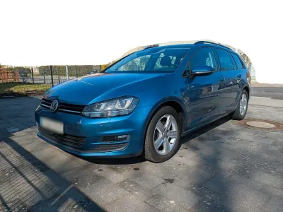 Gebraucht VW Golf VII Comfortline 110 PS (80 kW) 2016 Blau Kombi