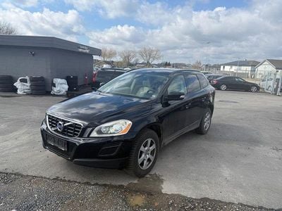Second-hand Volvo XC60 Kinetic 163 CP (119 kW) 2011 Negru SUV