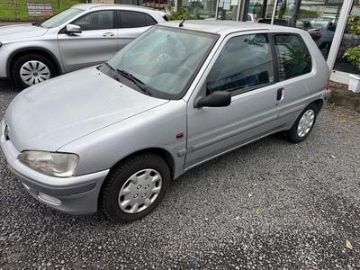 Peugeot 106