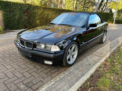 Gebraucht BMW 328 Cabriolet M Sport 193 PS (141 kW) 1995 Schwarz Cabrio