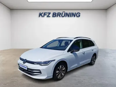 Gebraucht VW Golf VIII Goal 150 PS (110 kW) 2025 Pure white (0q0q) (metallic) Kombi