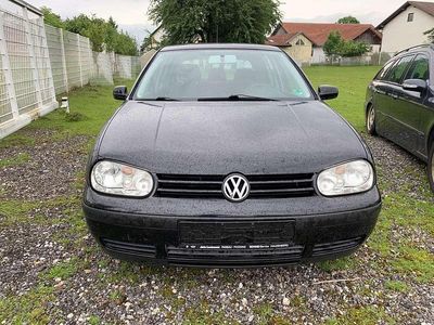 Schwarz Gebraucht 2000 VW Golf IV Limousine | 1.790 € (Fairer Preis)