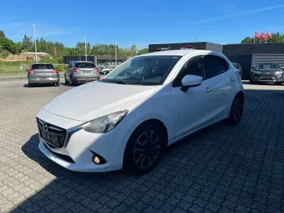 Gebraucht Mazda 2 Optimum 116 PS (85 kW) 2015 Weiß Limousine