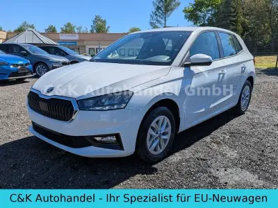 Neu Skoda Fabia 95 PS (69 kW) 2026 Weiß Kleinwagen
