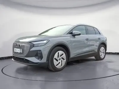 Gebraucht Audi Q4 e-tron Advanced 150 kW (204 PS) 2023 Grau SUV