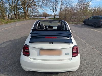 Usata Fiat 500e 86 kW (118 CV) 2021 Bianco Cabrio