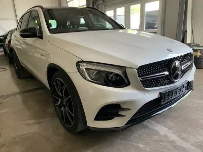 Gebraucht Mercedes GLC43 AMG AMG 367 PS (269 kW) 2016 Diamantweissmetallic (metallic) SUV