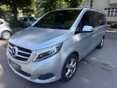 Gebraucht Mercedes V220 Edition 163 PS (119 kW) 2014 Silber Van / Kleinbus