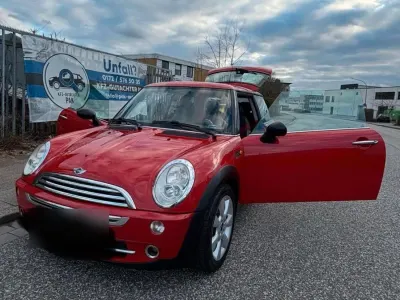 Gebraucht Mini Cooper 90 PS (66 kW) 2005 Rot Kleinwagen
