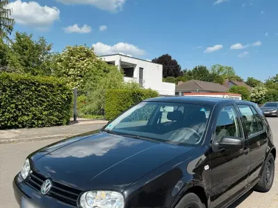 Gebraucht VW Golf IV 74 PS (54 kW) 2003 Schwarz Limousine