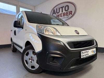 Gebraucht Fiat Fiorino 135 PS (99 kW) 2018 Weiß Van / Kleinbus