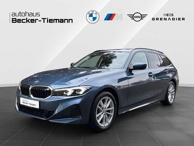 Gebraucht BMW 318 Comfort Edition 156 PS (114 kW) 2025 Arctic race blue Kombi