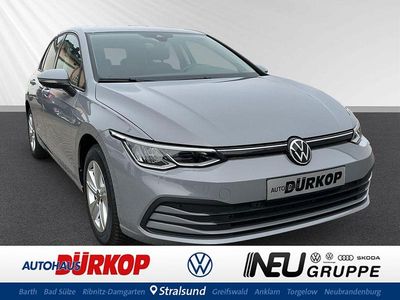 Gebraucht VW Golf VIII Life 116 PS (85 kW) 2024 Grau Limousine