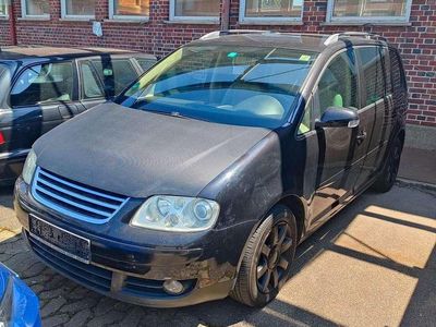 Gebraucht VW Touran Highline 116 PS (85 kW) 2004 Schwarz Van / Kleinbus