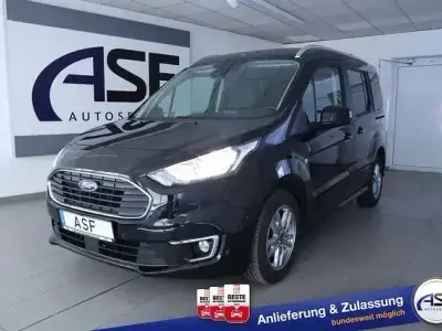 Gebraucht Ford Tourneo Connect Titanium 101 PS (74 kW) 2022 Schwarz Van / Kleinbus