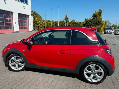 Gebraucht Opel Adam Rocks S 150 PS (110 kW) 2016 Rot Kleinwagen