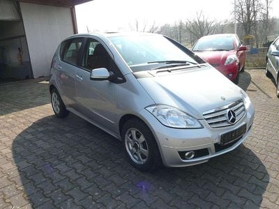 Second-hand Mercedes A150 95 CP (69 kW) 2008 Argintiu Hatchback