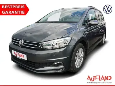 Gebraucht VW Touran Comfortline 116 PS (85 kW) 2021 Indiumgrau metallic Van / Kleinbus