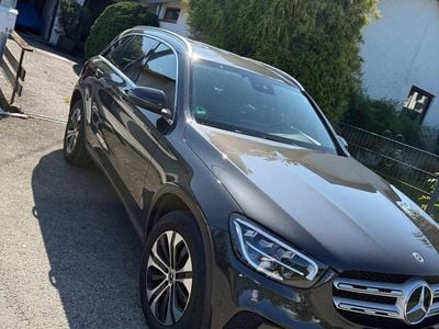Mercedes GLC220