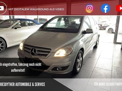 Gebraucht Mercedes B150 95 PS (69 kW) 2008 Silber Van / Kleinbus