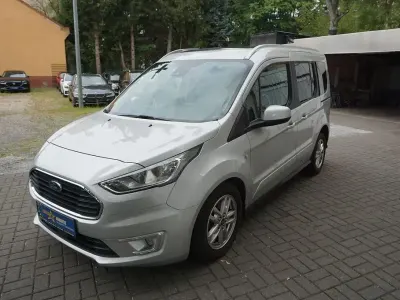 Gebraucht Ford Tourneo Connect Titanium 120 PS (88 kW) 2019 Silber Van / Kleinbus