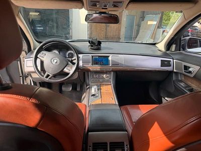 Usata Jaguar XF 207 CV (152 kW) 2009 Argento Berlina
