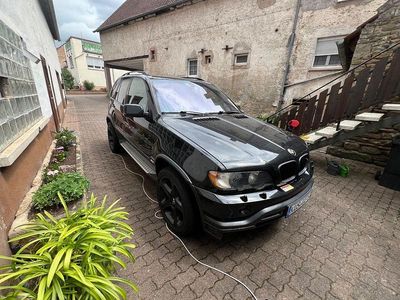 Schwarz Gebraucht 2002 BMW X5 Sport Line SUV | 11.900 € (Etwas zu teuer)