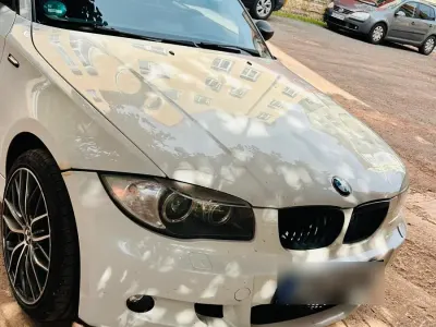 Gebraucht BMW 118 200 PS (147 kW) 2009 Weiß Kleinwagen