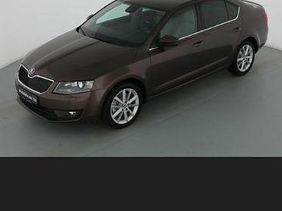 Gebraucht Skoda Octavia Elegance 179 PS (131 kW) 2014 Braun Kleinwagen