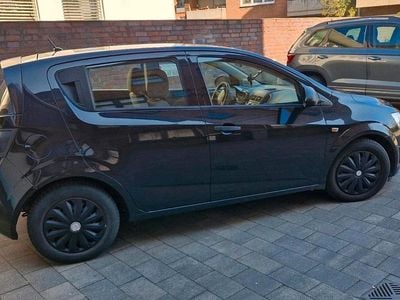 Gebraucht Chevrolet Aveo 68 PS (50 kW) 2012 Schwarz Limousine