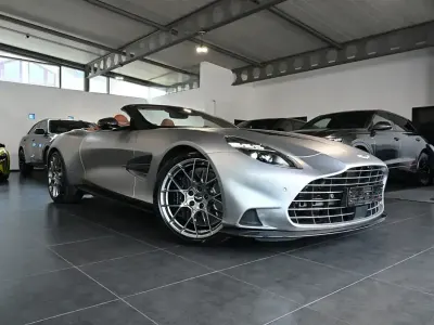 Gebraucht Aston Martin Vanquish 835 PS (614 kW) 2025 Silber Cabrio