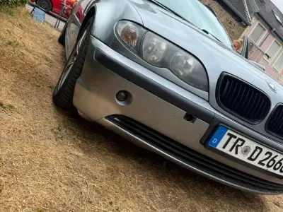 Gebraucht BMW 318 143 PS (105 kW) 2004 Silber Kombi