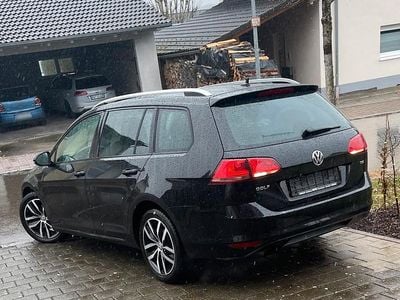 Gebraucht VW Golf VII 122 PS (89 kW) 2014 Schwarz Kombi