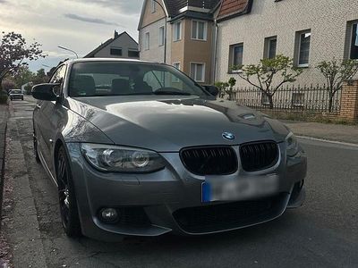 Gebraucht BMW 320 Cabriolet M Sport 184 PS (135 kW) 2011 Grau Cabrio