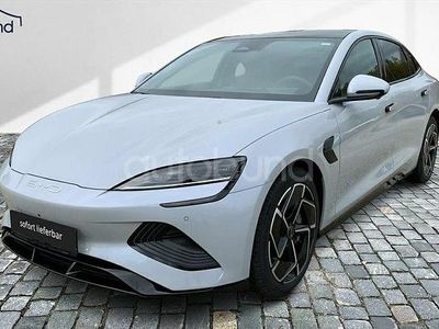 Neu BYD Seal Design 230 kW (313 PS) 2025 Grau Limousine