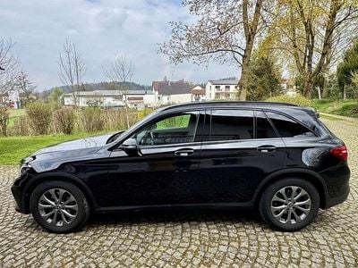 Gebraucht Mercedes GLC220 AMG 170 PS (125 kW) 2017 Schwarz SUV