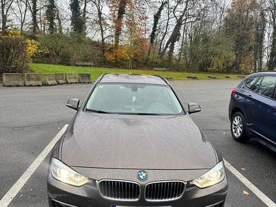 Usata BMW 318 143 CV (105 kW) 2013 Andere farben Station wagon