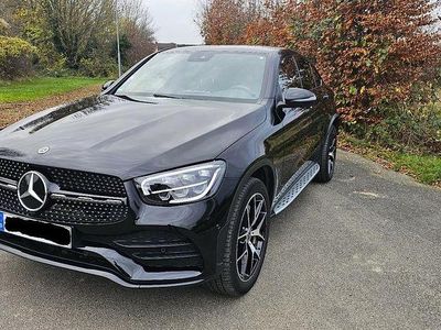 Gebraucht Mercedes GLC300e 211 PS (155 kW) 2021 Schwarz Coupé
