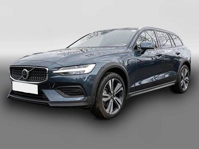 Gebraucht Volvo V60 CC Plus 197 PS (144 kW) 2024 Blau Kombi