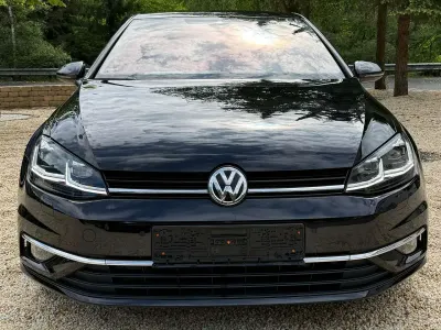 Gebraucht VW Golf VII Highline 150 PS (110 kW) 2018 Deep black perleffekt Kleinwagen