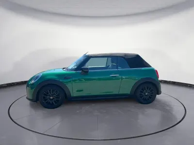 Occasion Mini Cooper Cabriolet Classic 136 PK (100 kW) 2021 Groen Cabriolet
