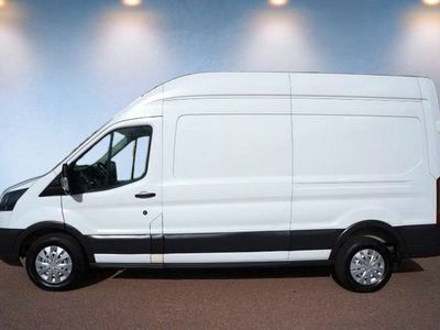 Weiß Gebraucht 2016 Ford Transit Van / Kleinbus | 12.999 € (Fairer Preis)