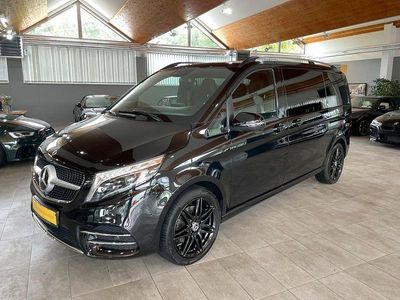 Schwarz Gebraucht 2020 Mercedes V250 AMG Van / Kleinbus | 47.900 € (Fairer Preis)