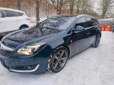 Gebraucht Opel Insignia 194 PS (142 kW) 2014 Blau Kombi