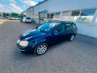 Gebraucht VW Golf VI 105 PS (77 kW) 2008 Blau Kleinwagen